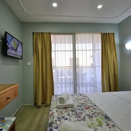 Vakantiehuis Thales Butik *